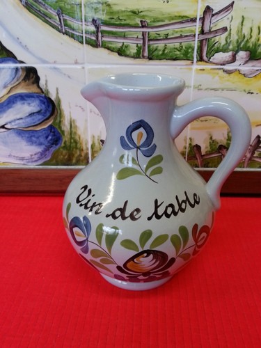 Pichet vin table - de,