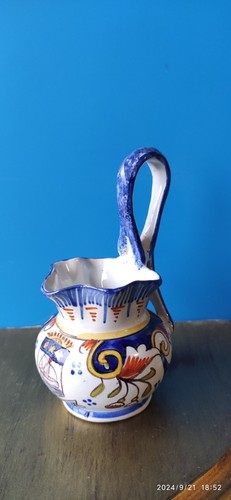 Petit pichet ancien - , en